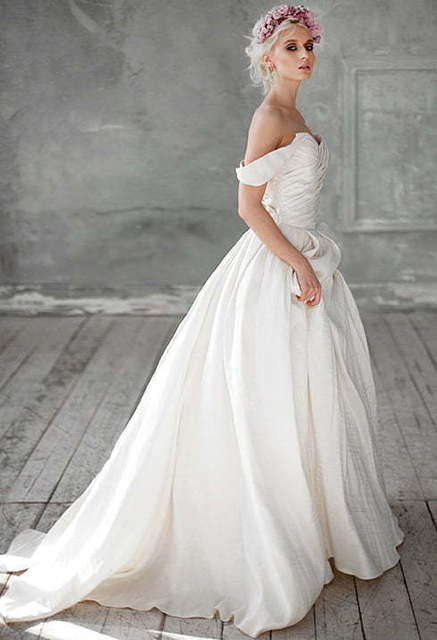 Свадебное платье Diantha. Силуэт А-силуэт. Цвет Айвори / Капучино, Белый / Молочный, Персик / Оранжевый. Вид 4