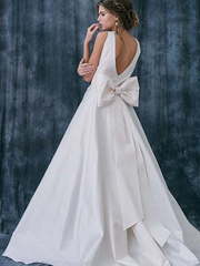 Свадебное платье Irizi. Силуэт А-силуэт, Прямое. Цвет Белый / Молочный. Вид 2