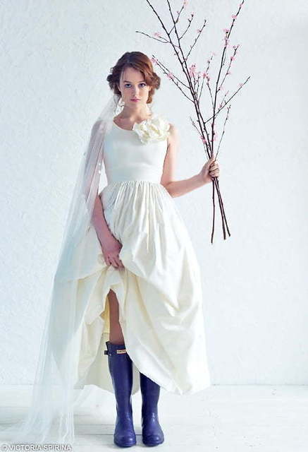 Свадебное платье Cherry Blossom. Силуэт А-силуэт. Цвет Айвори / Капучино. Вид 2