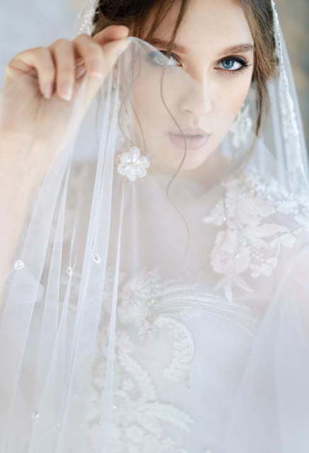 Свадебное платье Avrelia. Силуэт А-силуэт, Прямое. Цвет Белый / Молочный. Вид 6