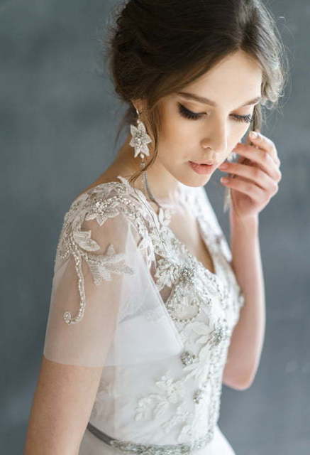 Свадебное платье Anisia. Силуэт А-силуэт, Прямое. Цвет Белый / Молочный. Вид 5