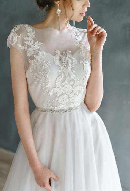 Свадебное платье Virinea. Силуэт А-силуэт, Прямое. Цвет Белый / Молочный. Вид 10