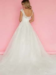 Свадебное платье 916. Силуэт А-силуэт. Цвет Белый / Молочный. Вид 2