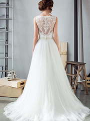 Свадебное платье 932. Силуэт А-силуэт. Цвет Белый / Молочный. Вид 2