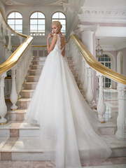 Свадебное платье 1217. Силуэт А-силуэт. Цвет Белый / Молочный. Вид 2