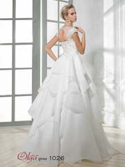 Свадебное платье 1026. Силуэт Пышное, А-силуэт. Цвет Белый / Молочный. Вид 2