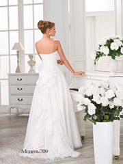 Свадебное платье 709. Силуэт А-силуэт. Цвет Белый / Молочный. Вид 2