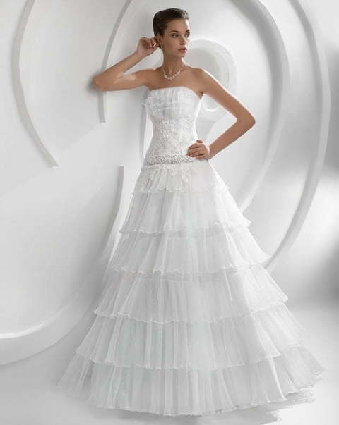 Свадебное платье 407. Силуэт А-силуэт. Цвет Белый / Молочный. Вид 1