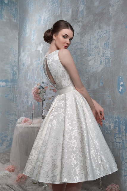 Свадебное платье 453. Силуэт А-силуэт. Цвет Белый / Молочный. Вид 2