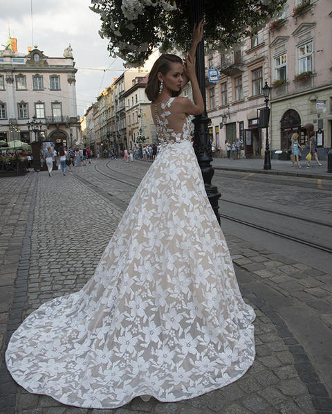 Свадебное платье Ditrikh. Силуэт А-силуэт. Цвет Айвори / Капучино. Вид 2