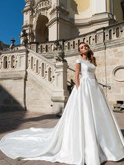 Свадебное платье Dominica. Силуэт А-силуэт. Цвет Белый / Молочный. Вид 1