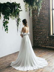 Свадебное платье Ariella. Силуэт А-силуэт. Цвет Белый / Молочный, Пепельный / Металлик. Вид 2