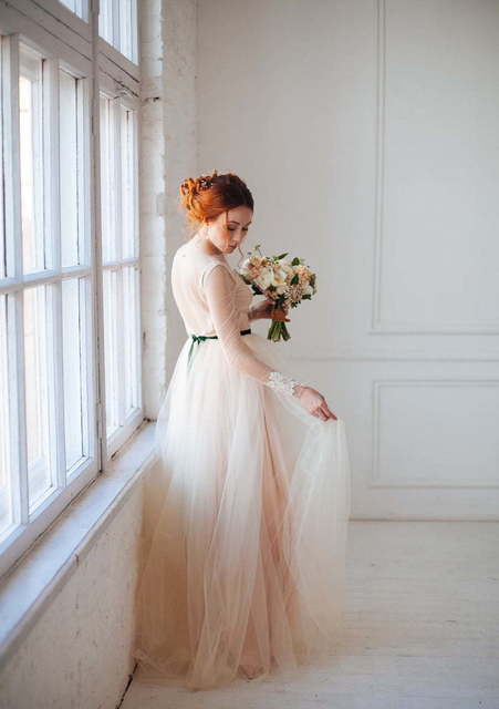 Свадебное платье Daria. Силуэт А-силуэт. Цвет Айвори / Капучино, Персик / Оранжевый. Вид 2