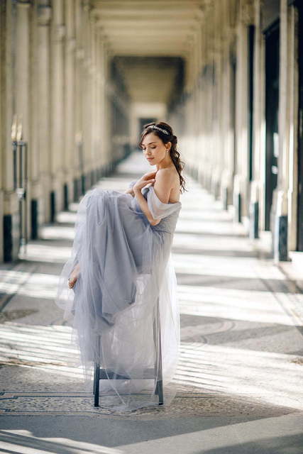 Свадебное платье Rose David Austin. Силуэт А-силуэт. Цвет Голубой / Синий, Пепельный / Металлик, оттенки Розового. Вид 7