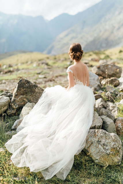 Свадебное платье Aquamarine. Силуэт А-силуэт. Цвет Белый / Молочный, Голубой / Синий. Вид 2