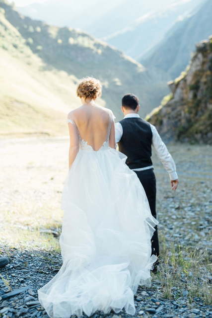 Свадебное платье Aquamarine. Силуэт А-силуэт. Цвет Белый / Молочный, Голубой / Синий. Вид 7