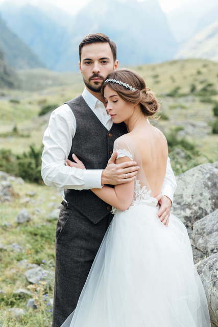 Свадебное платье Aquamarine. Силуэт А-силуэт. Цвет Белый / Молочный, Голубой / Синий. Вид 9