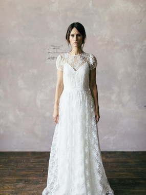 Свадебное платье Mia. Силуэт А-силуэт. Цвет Белый / Молочный. Вид 1