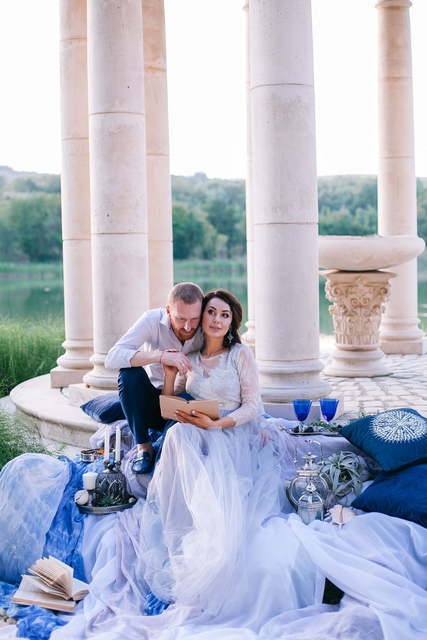 Свадебное платье Gerbera. Силуэт А-силуэт. Цвет Голубой / Синий, Лавандовый / Фиолетовый, Пепельный / Металлик. Вид 3