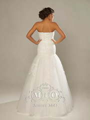 Свадебное платье Санта. Силуэт А-силуэт. Цвет Белый / Молочный, оттенки Розового. Вид 2