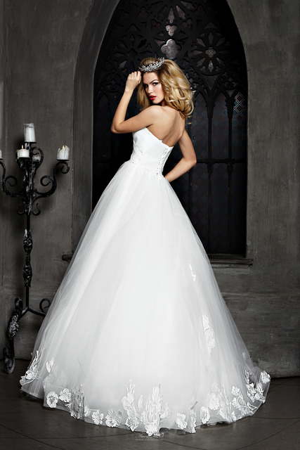 Свадебное платье Юми. Силуэт Пышное, А-силуэт. Цвет Белый / Молочный. Вид 2