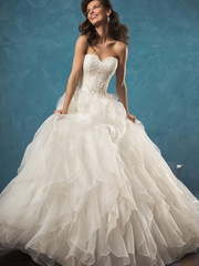 Свадебное платье Palmira. Силуэт А-силуэт. Цвет Белый / Молочный, Айвори / Капучино. Вид 1