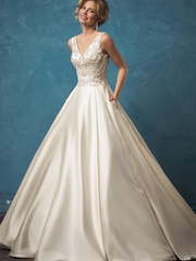 Свадебное платье Noemi. Силуэт А-силуэт. Цвет Айвори / Капучино. Вид 1