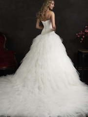 Свадебное платье Bella. Силуэт Пышное, А-силуэт. Цвет Белый / Молочный. Вид 2