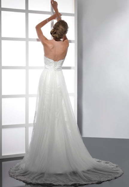 Свадебное платье Aurora. Силуэт А-силуэт, Прямое. Цвет Белый / Молочный. Вид 2