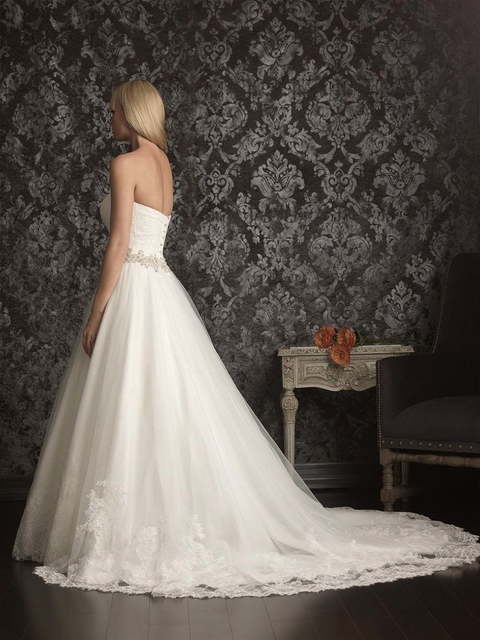 Свадебное платье 9014. Силуэт А-силуэт. Цвет Айвори / Капучино, Белый / Молочный. Вид 2