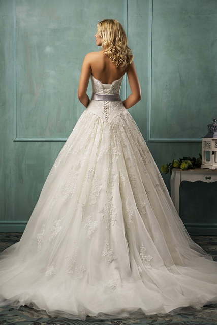 Свадебное платье Odetta. Силуэт Пышное, А-силуэт. Цвет Айвори / Капучино. Вид 2