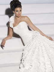 Свадебное платье Gracie. Силуэт А-силуэт. Цвет Белый / Молочный. Вид 1