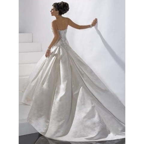 Свадебное платье Loretta. Силуэт А-силуэт. Цвет Белый / Молочный. Вид 2