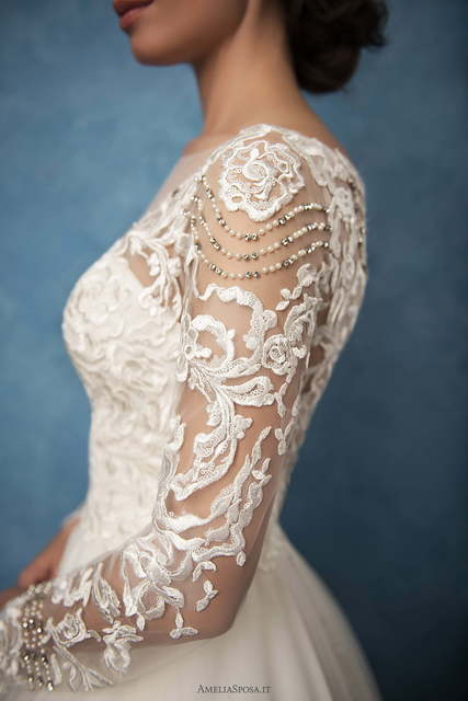 Свадебное платье Arianna. Силуэт Пышное, А-силуэт. Цвет Айвори / Капучино. Вид 3