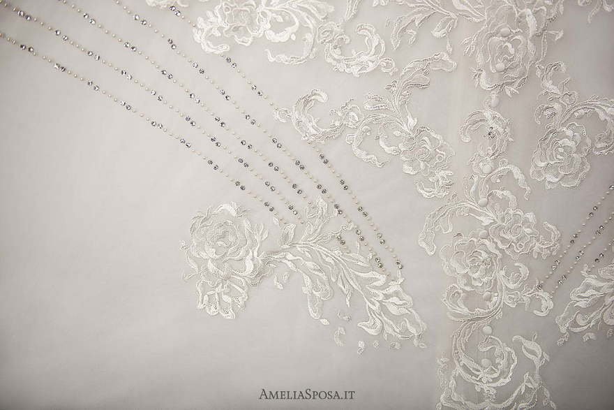 Свадебное платье Arianna. Силуэт Пышное, А-силуэт. Цвет Айвори / Капучино. Вид 4