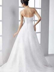 Свадебное платье Violetta. Силуэт А-силуэт. Цвет Белый / Молочный. Вид 2