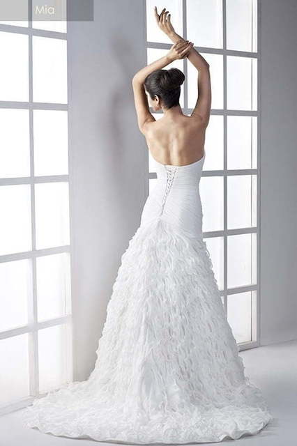 Свадебное платье Mia. Силуэт А-силуэт. Цвет Белый / Молочный. Вид 2