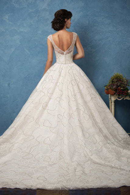 Свадебное платье Vanessa. Силуэт А-силуэт. Цвет Белый / Молочный. Вид 2