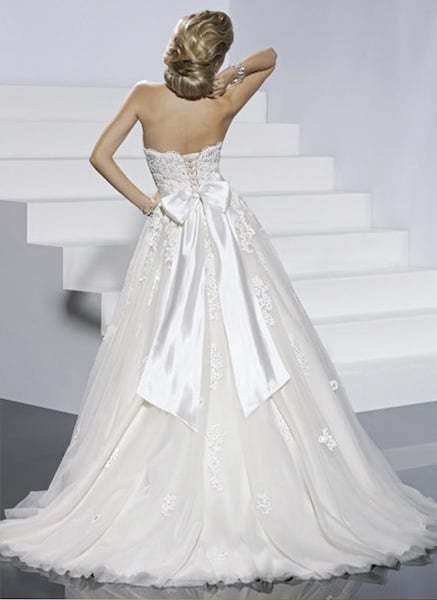 Свадебное платье Dorothy. Силуэт Пышное, А-силуэт. Цвет Белый / Молочный. Вид 2