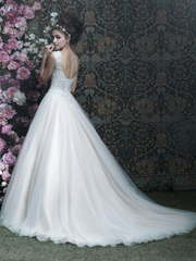 Свадебное платье C407. Силуэт А-силуэт. Цвет Белый / Молочный, оттенки Розового. Вид 2