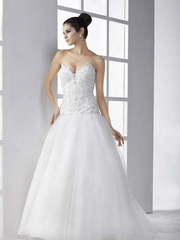 Свадебное платье Mikaela. Силуэт А-силуэт. Цвет Белый / Молочный. Вид 1