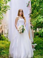 Свадебное платье Арт. 196. Силуэт А-силуэт. Цвет Белый / Молочный. Вид 1