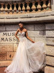 Свадебное платье Consuela. Силуэт А-силуэт, Прямое. Цвет Айвори / Капучино, Персик / Оранжевый. Вид 1