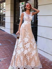 Свадебное платье Marisabelle. Силуэт А-силуэт. Цвет Айвори / Капучино. Вид 1