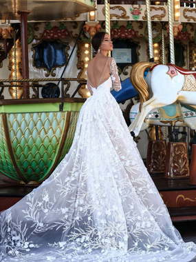 Свадебное платье Ofelia. Силуэт А-силуэт. Цвет Белый / Молочный. Вид 2