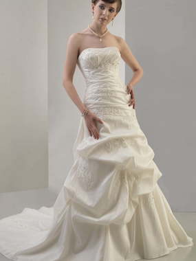 Свадебное платье AT4461. Силуэт А-силуэт. Цвет Белый / Молочный, Айвори / Капучино. Вид 1
