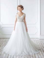 Свадебное платье Жемчужная роса. Силуэт А-силуэт. Цвет Белый / Молочный. Вид 1