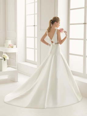 Свадебное платье Entenza. Силуэт А-силуэт. Цвет Белый / Молочный. Вид 2