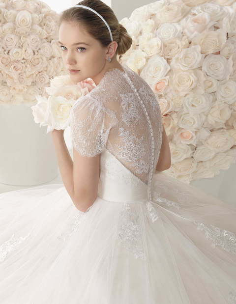 Свадебное платье Maldivas. Силуэт А-силуэт. Цвет Белый / Молочный. Вид 3