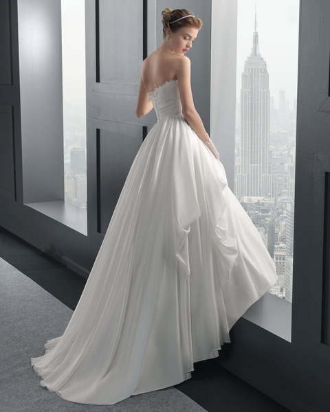 Свадебное платье Relato. Силуэт А-силуэт, Прямое. Цвет Белый / Молочный. Вид 2